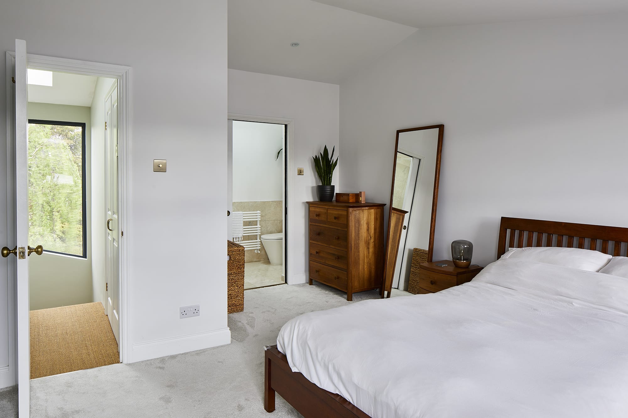 A full renovation and roof extension of Victorian terraced house