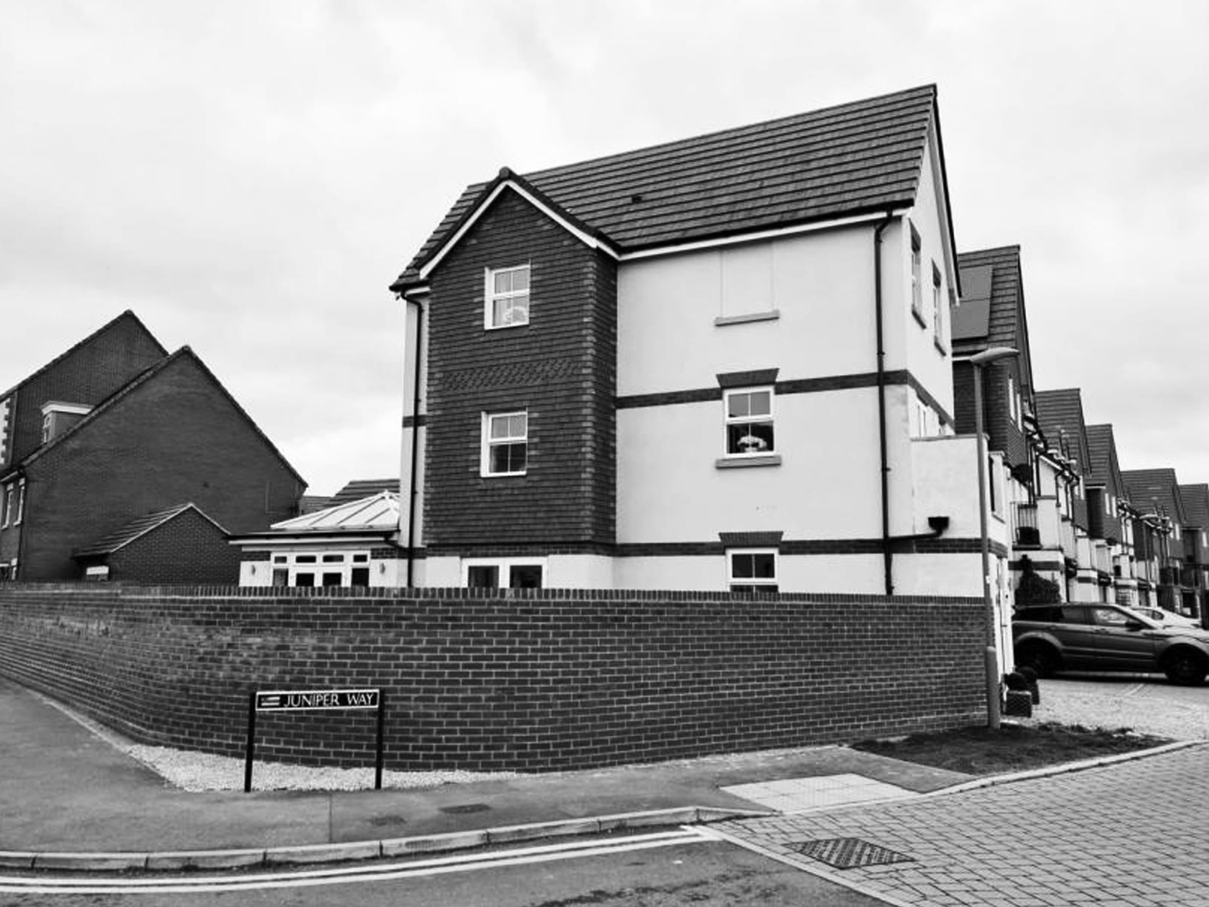 Contemporary extension and remodelling to a new build